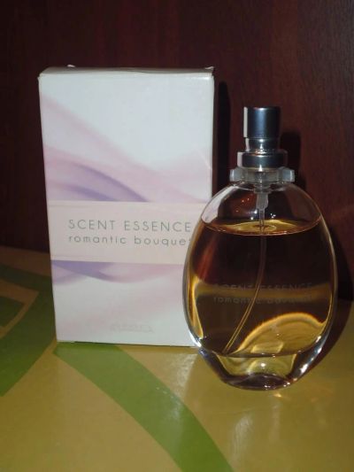 Лот: 5903933. Фото: 1. туалетная вода Scent Essence romantic... Женская парфюмерия