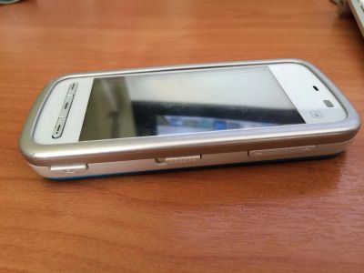 Лот: 3926711. Фото: 1. nokia 5228. Смартфоны