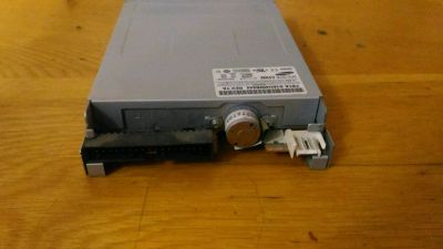Лот: 11142161. Фото: 1. Флоппик. Приводы CD, DVD, BR, FDD