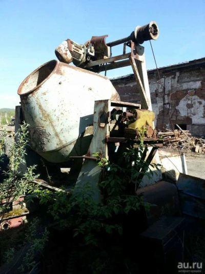 Лот: 9731828. Фото: 1. Бетоносмеситель со скрепером загрузки. Электроинструмент