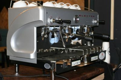 Лот: 6203514. Фото: 1. Профессиональные кофемашины Elektra... Пищевое