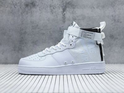 Лот: 16009607. Фото: 1. Кроссовки Nike SF Air Force 1... Кеды, кроссовки, слипоны
