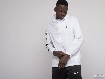 Лот: 18193837. Фото: 1. Ветровка Nike Air Jordan (22136... Легкие куртки, толстовки