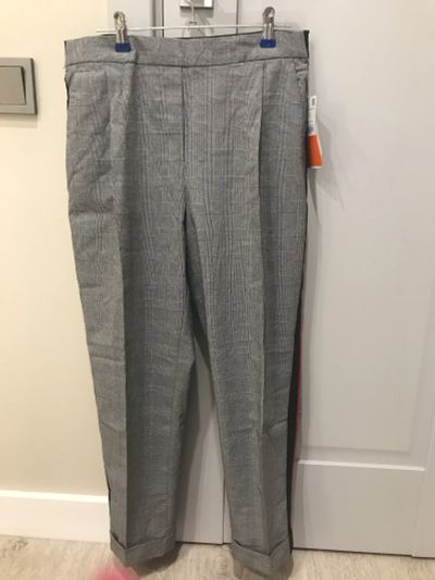 Лот: 17674705. Фото: 1. Брюки zara, новые , размер s. Платья