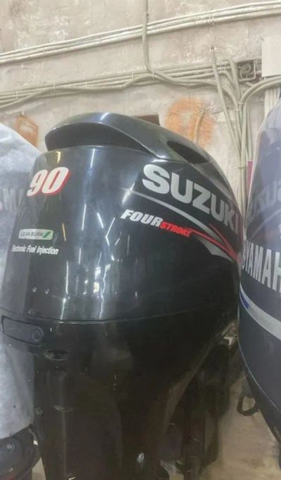 Лот: 25362658. Фото: 1. 4х-тактный лодочный мотор SUZUKI... Лодочные моторы