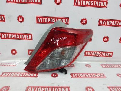 Лот: 20902140. Фото: 1. Фонарь Toyota Vitz NSP130 1NR-FE... Кузов