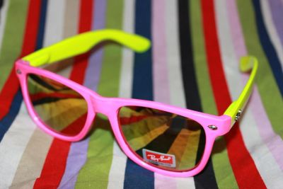 Лот: 4011857. Фото: 1. Очки Ray Ban Розово-желтый с зеркальными... Очки солнцезащитные