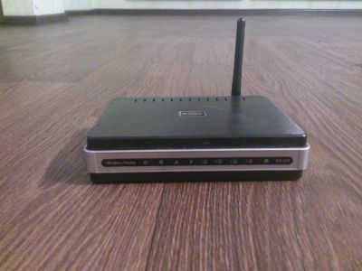 Лот: 2992954. Фото: 1. Роутер D-link DIR-320. WiFi, Bluetooth адаптеры