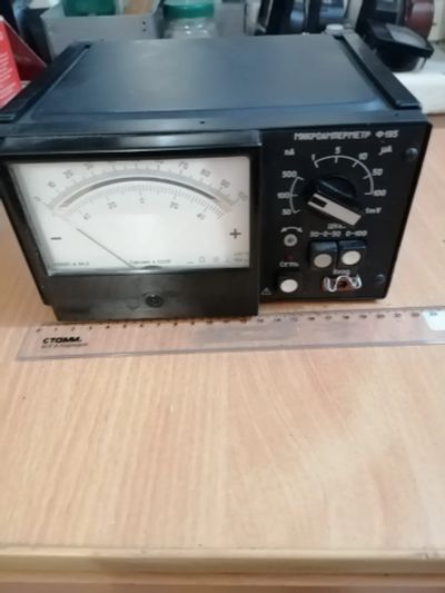 Лот: 24790300. Фото: 1. Микроамперметр М195. Радиолюбительский инструмент