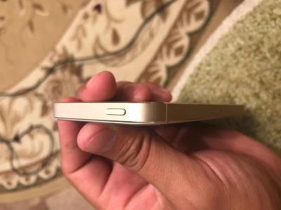 Лот: 11964002. Фото: 1. iPhone 5s 16gb. Смартфоны