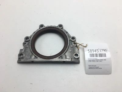 Лот: 20399712. Фото: 1. Крышка коленвала Toyota Estima... Двигатель и элементы двигателя