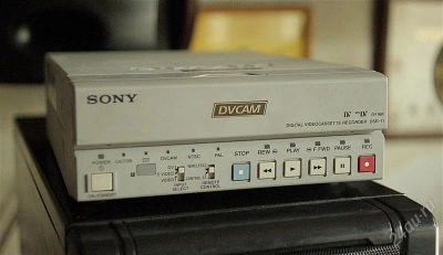 Лот: 2128129. Фото: 1. Монтажный видеомагнитофон Sony... Другое (фото, видеокамеры, оптика)