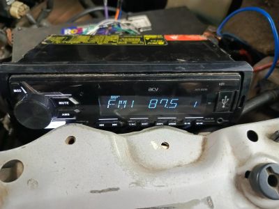 Лот: 25255214. Фото: 1. магнитола рабочая с пультом. Пульты ДУ
