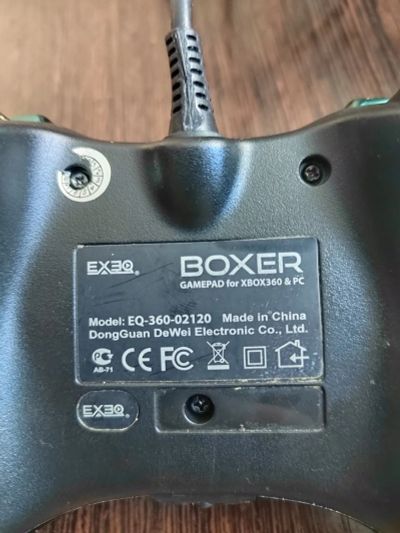 Лот: 20185145. Фото: 1. Геймпад проводной EXEQ BOXER EQ-360-02120. Рули, джойстики