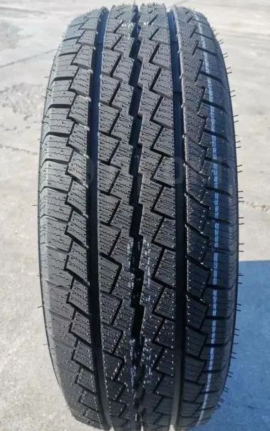 Лот: 19453774. Фото: 1. шины 215/70 R15C Firemax FM809... Шины
