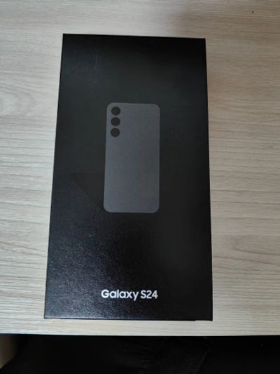 Лот: 21393762. Фото: 1. Смартфон Samsung Galaxy S24 8... Смартфоны