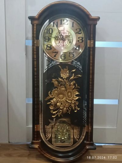 Лот: 23282510. Фото: 1. Часы настенные. Часы настенные, настольные