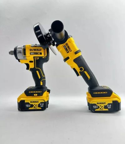 Лот: 25262271. Фото: 1. УШМ болгарка DeWalt. Электроинструмент