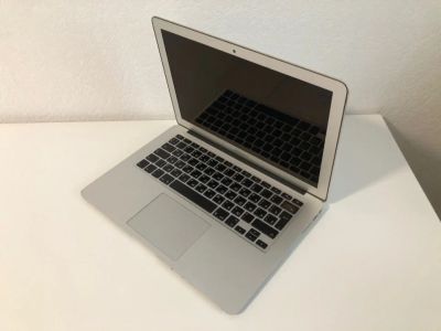 Лот: 13202497. Фото: 1. Ноутбук Apple MacBook Air / 13... Ноутбуки