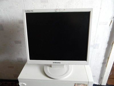 Лот: 1951144. Фото: 1. SAMSUNG 710N. ЖК-мониторы