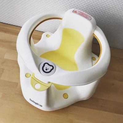 Лот: 13703075. Фото: 1. Стульчик для купания Babyton. Ванночки, сиденья, горшки