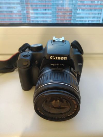Лот: 14575692. Фото: 1. Фотоаппарат canon 1000D. Цифровые компактные
