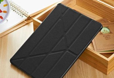 Лот: 4834865. Фото: 1. Чехол черный iPad Air. Чехлы, бамперы