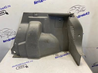 Лот: 21710758. Фото: 1. обшивка багажника Mazda Demio... Двигатель и элементы двигателя