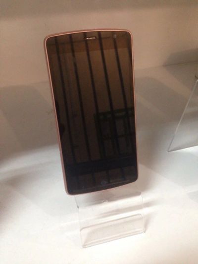Лот: 10055979. Фото: 1. ZTE L5. Смартфоны