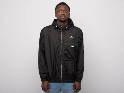 Лот: 21774439. Фото: 1. Ветровка Nike. Верхняя одежда