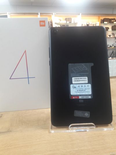 Лот: 14007528. Фото: 1. Планшет 8" Xiaomi Mi Pad 4 LTE... Планшеты