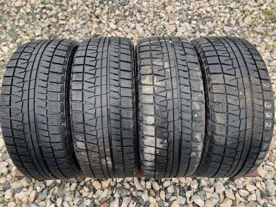 Лот: 14563082. Фото: 1. Bridgestone Blizzak Revo GZ, 225... Шины