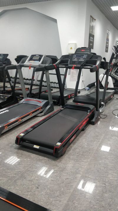 Лот: 16785447. Фото: 1. Беговая дорожка CardioPower T55. Беговые дорожки