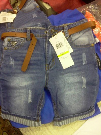 Лот: 4528833. Фото: 1. продам шорты джинса "GUESS", размеры... Брюки, шорты, джинсы