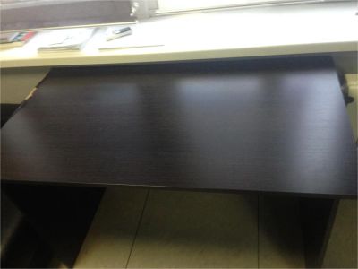 Лот: 7150329. Фото: 1. продам стол. Компьютерные и письменные столы