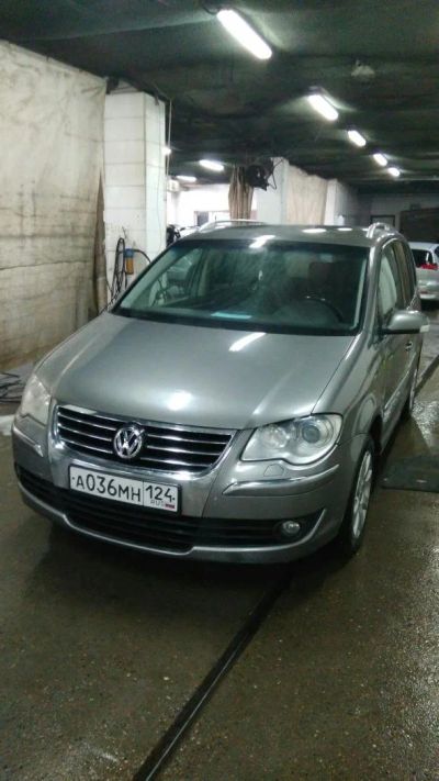 Лот: 11123064. Фото: 1. Volkswagen Touran 2007 MT 140... Автомобили