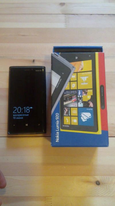 Лот: 7625127. Фото: 1. Nokia Lumia 920. Смартфоны