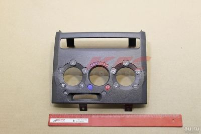 Лот: 13010931. Фото: 1. накладка декоративная центральной... Другое (автозапчасти)