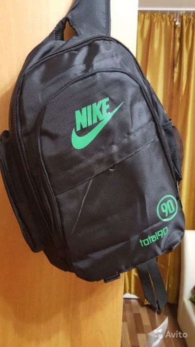 Лот: 11659397. Фото: 1. Рюкзак Nike green. Рюкзаки