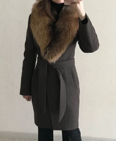 Лот: 19602580. Фото: 1. Пальто зимнее. Верхняя одежда
