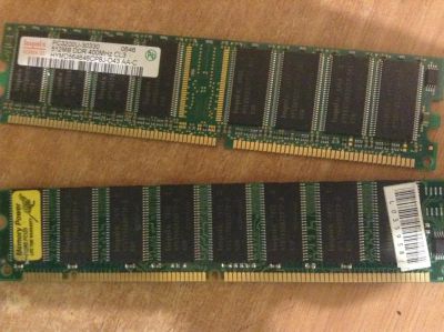 Лот: 4823915. Фото: 1. Две планки по 512 фирмы Hynix. Оперативная память