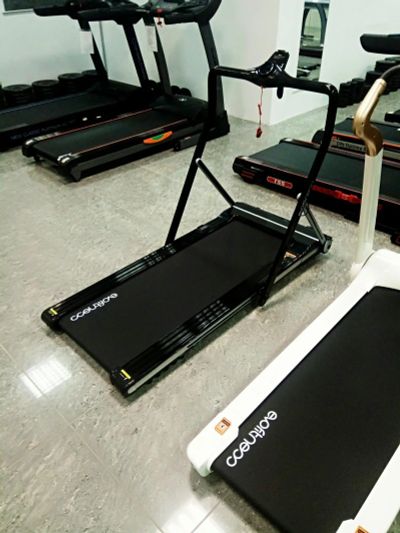 Лот: 16757472. Фото: 1. Беговая дорожка EVO Fitness X450. Беговые дорожки