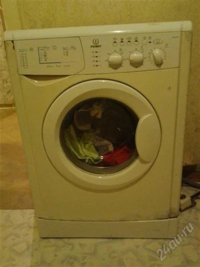 Лот: 2694289. Фото: 1. Стиральная машина indesit. Стиральные машины