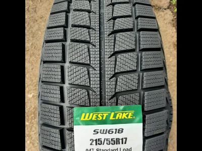 Лот: 23563839. Фото: 1. Зимняя резина 215/55 R-17 "Westlake... Шины