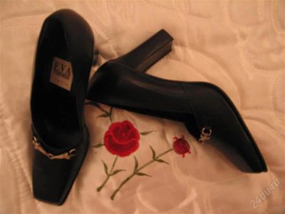 Лот: 1345501. Фото: 1. Туфли (Италия) р-р 39. Туфли