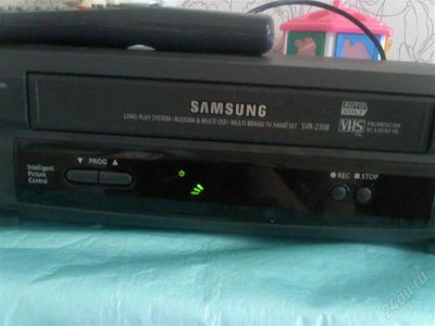 Лот: 1401683. Фото: 1. Видеомагнитофон SAMSUNG+пульт. Видеомагнитофоны