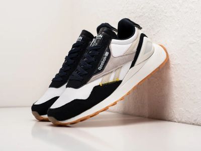 Лот: 24977782. Фото: 1. Кроссовки Reebok Classic Leather... Кеды, кроссовки, слипоны