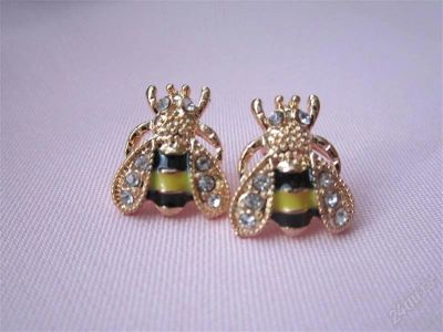 Лот: 2334725. Фото: 1. Серьги Пчелки со стразами (гвоздики... Серьги, каффы