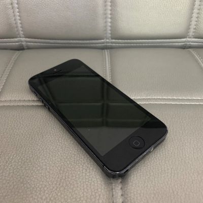 Лот: 19941700. Фото: 1. iPhone 5 black and slate 16GB... Смартфоны