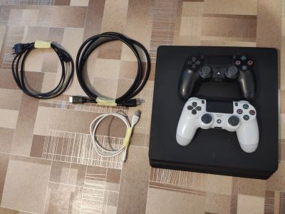 Лот: 15604508. Фото: 1. Sony PlayStation 4 PS4 Slim Идеальное... Игровые приставки, консоли
